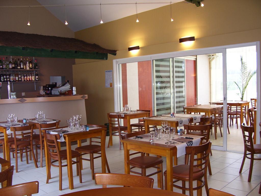 Camping L'Arada Parc Hotel Sonzay Kültér fotó
