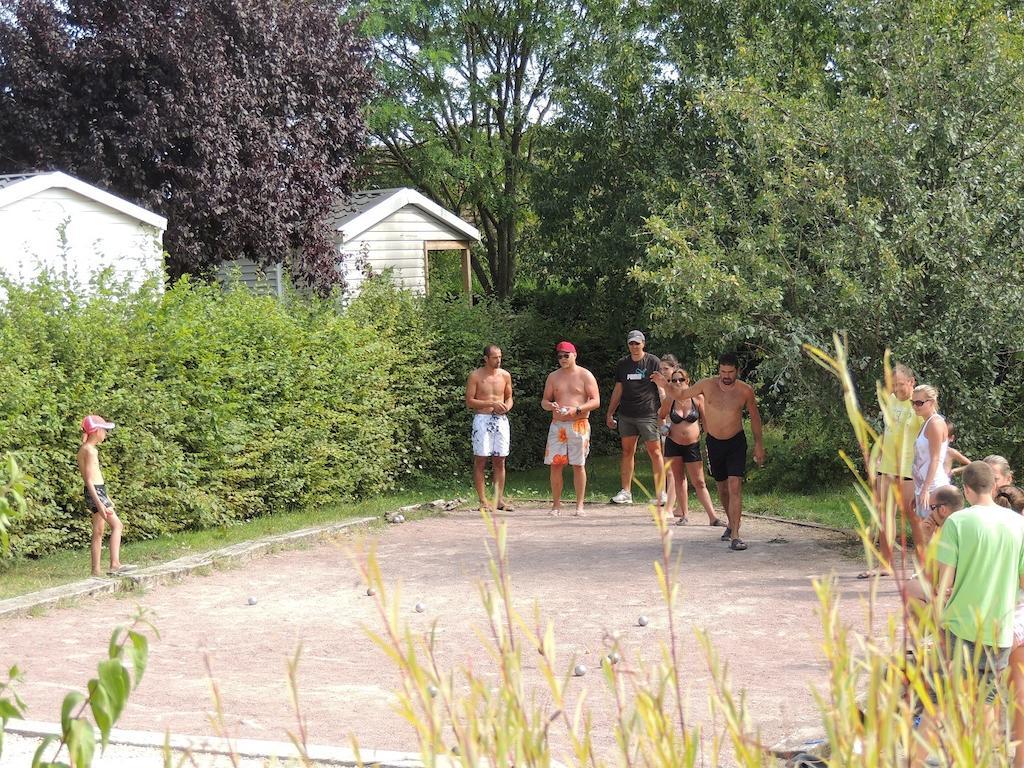 Camping L'Arada Parc Hotel Sonzay Kültér fotó
