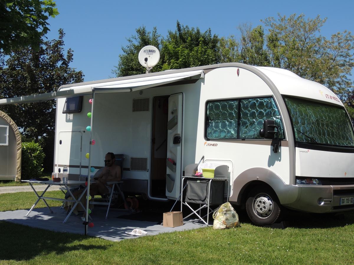 Camping L'Arada Parc Hotel Sonzay Kültér fotó